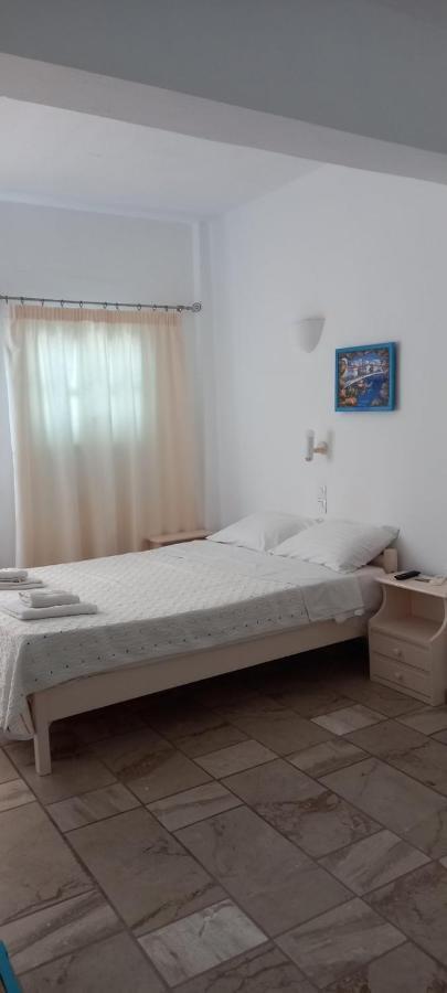 Dimitris Studios Perissa  Luaran gambar